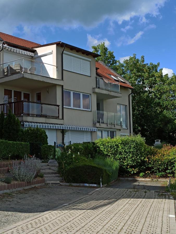 Marcelo Deluxe Apartment ティハニ エクステリア 写真
